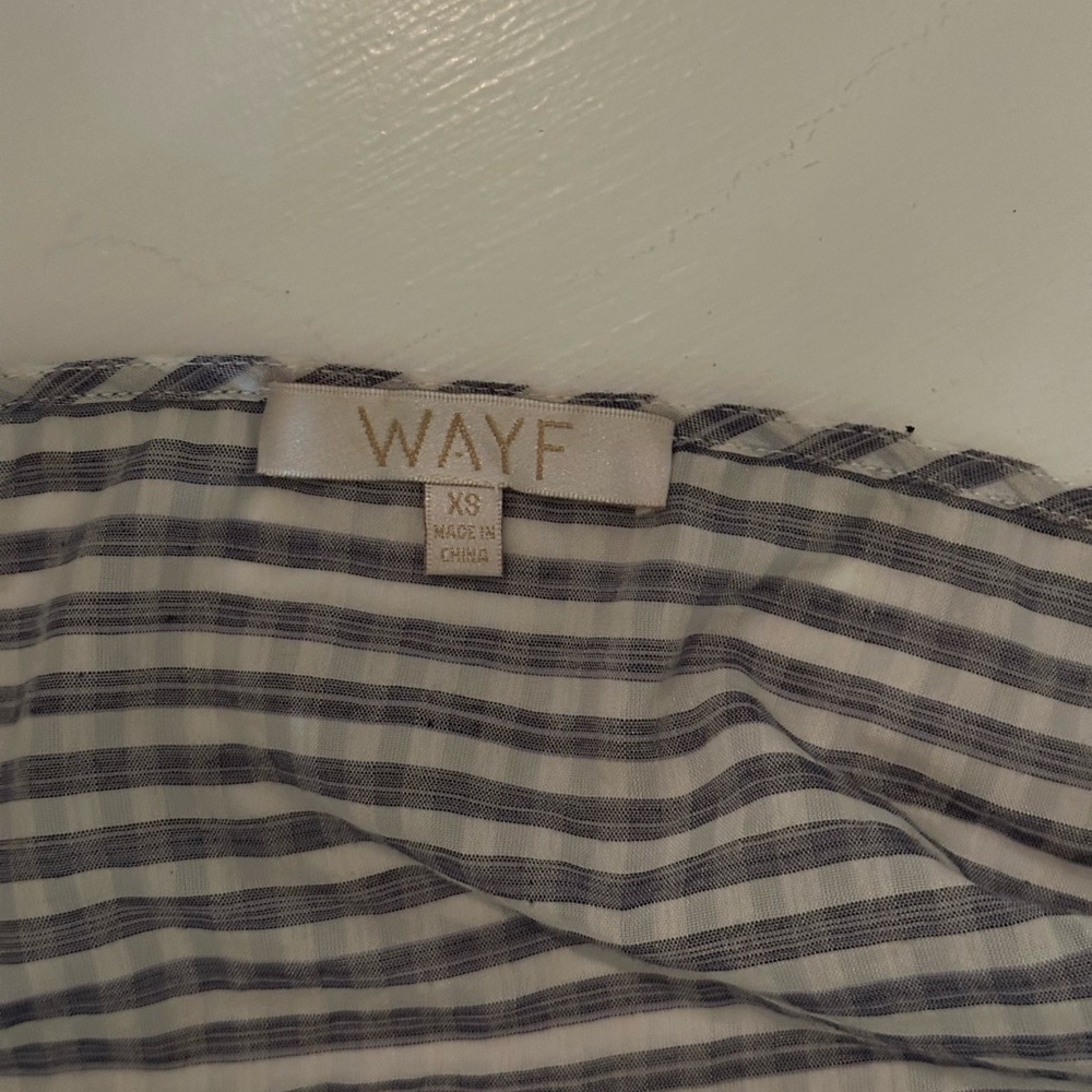 WAYF WRAP TOP - Picture 7 of 9